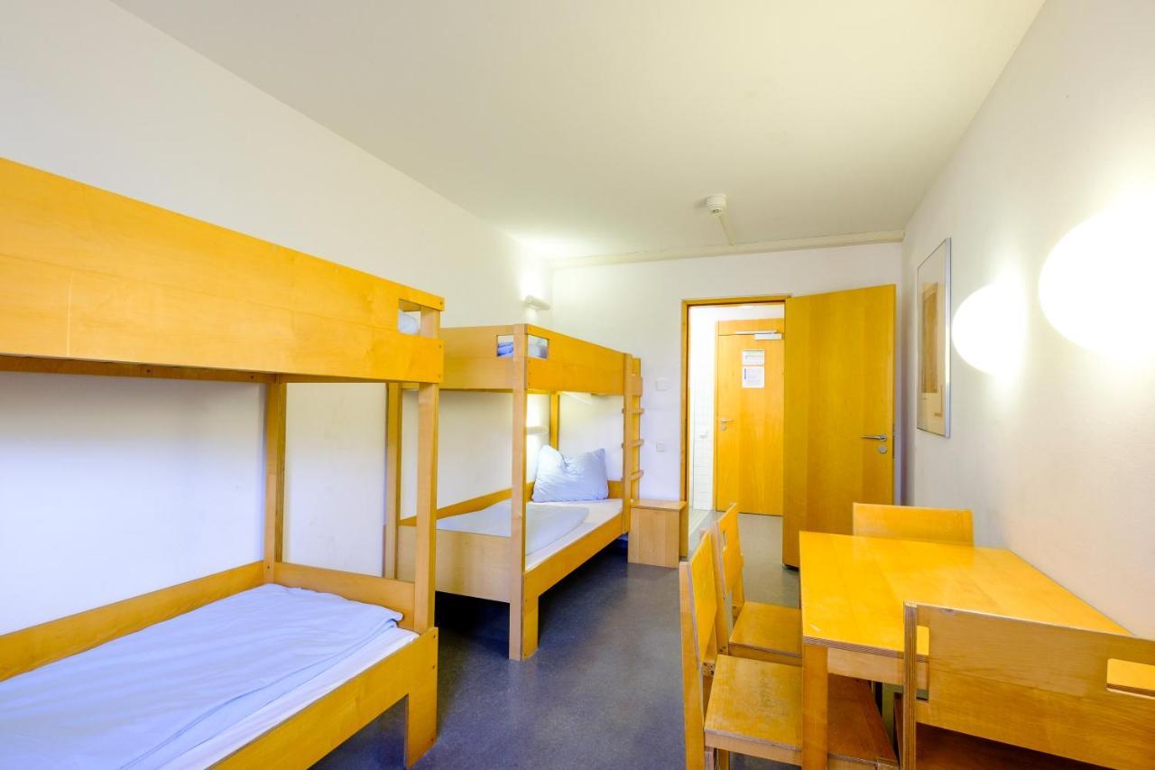 Internationales Jugendgaestehaus Дахау Экстерьер фото