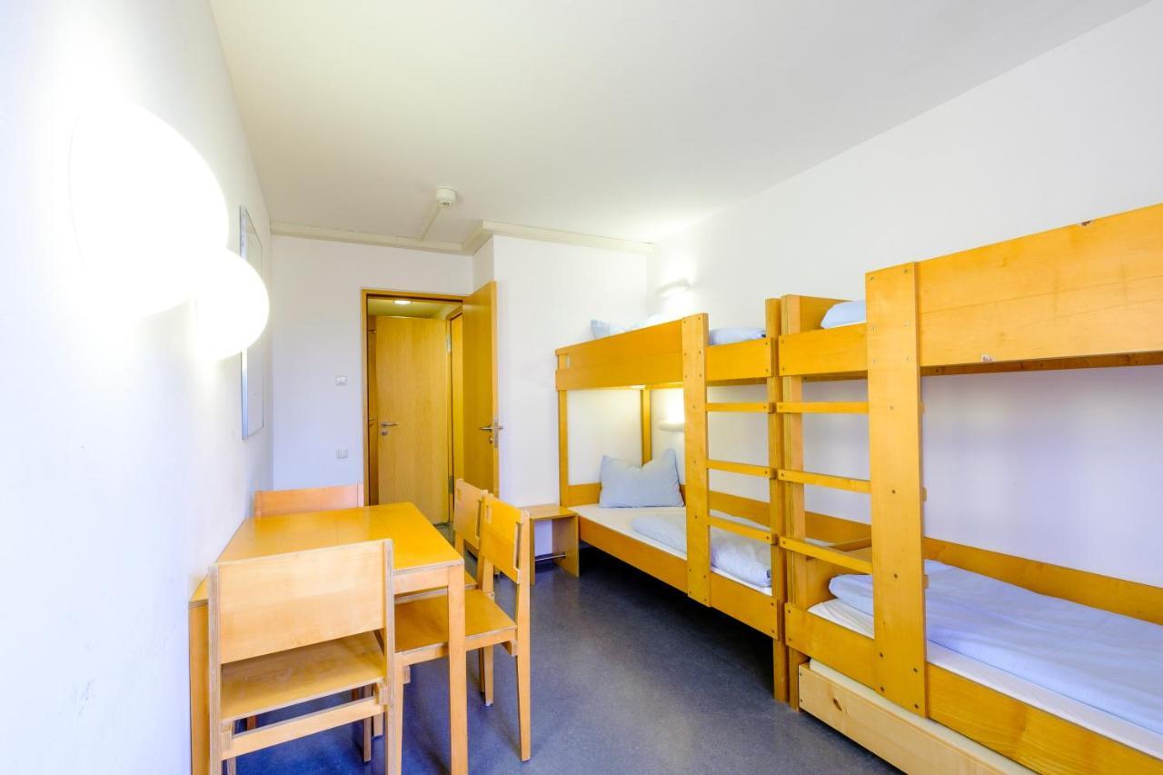 Internationales Jugendgaestehaus Дахау Экстерьер фото